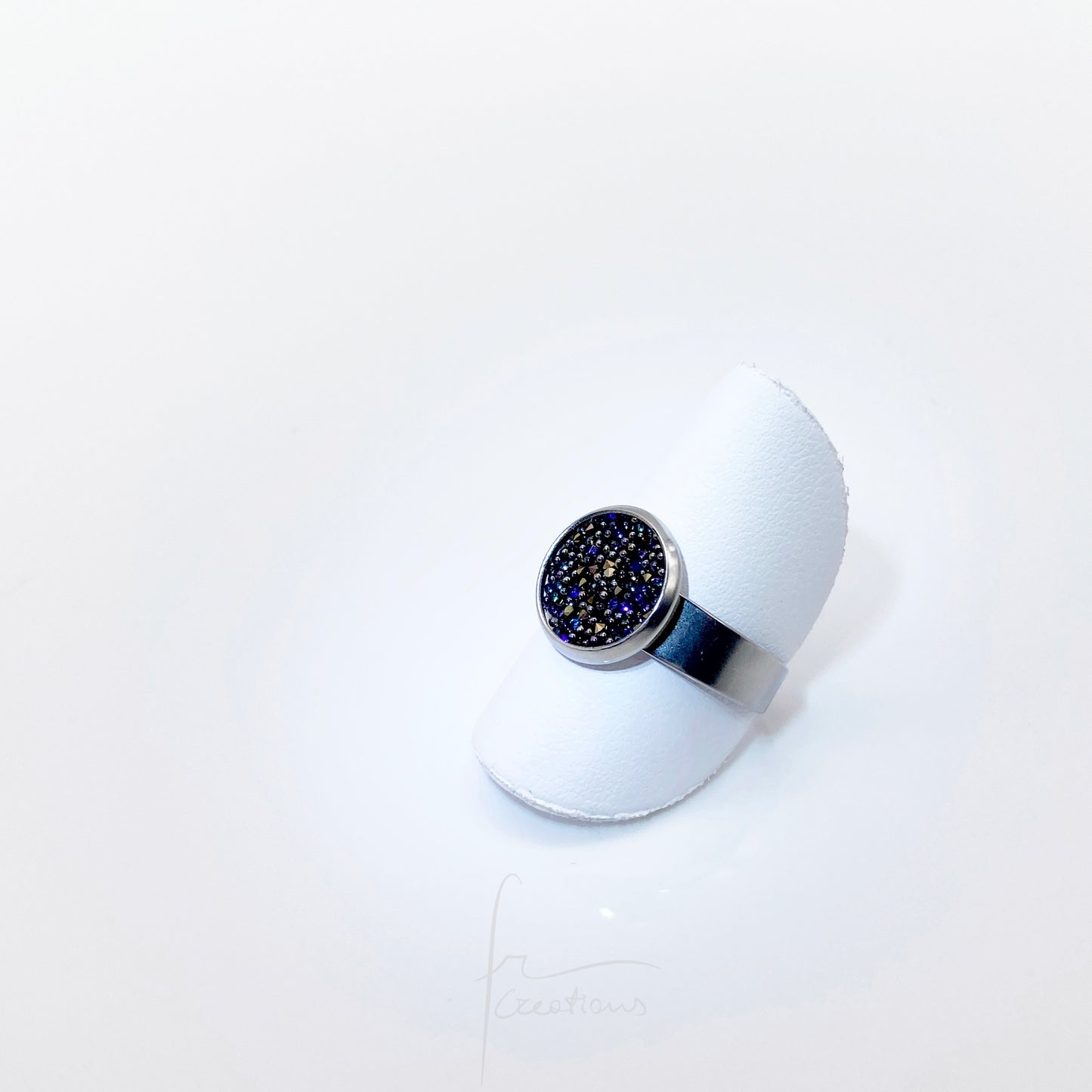 Anello chevalier regolabile in acciaio con Cristalli Austriaci Originali Night Sky