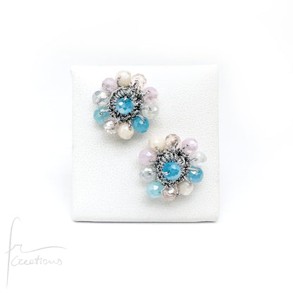 Orecchini da Lobo all'uncinetto con mini cristalli Blumen
