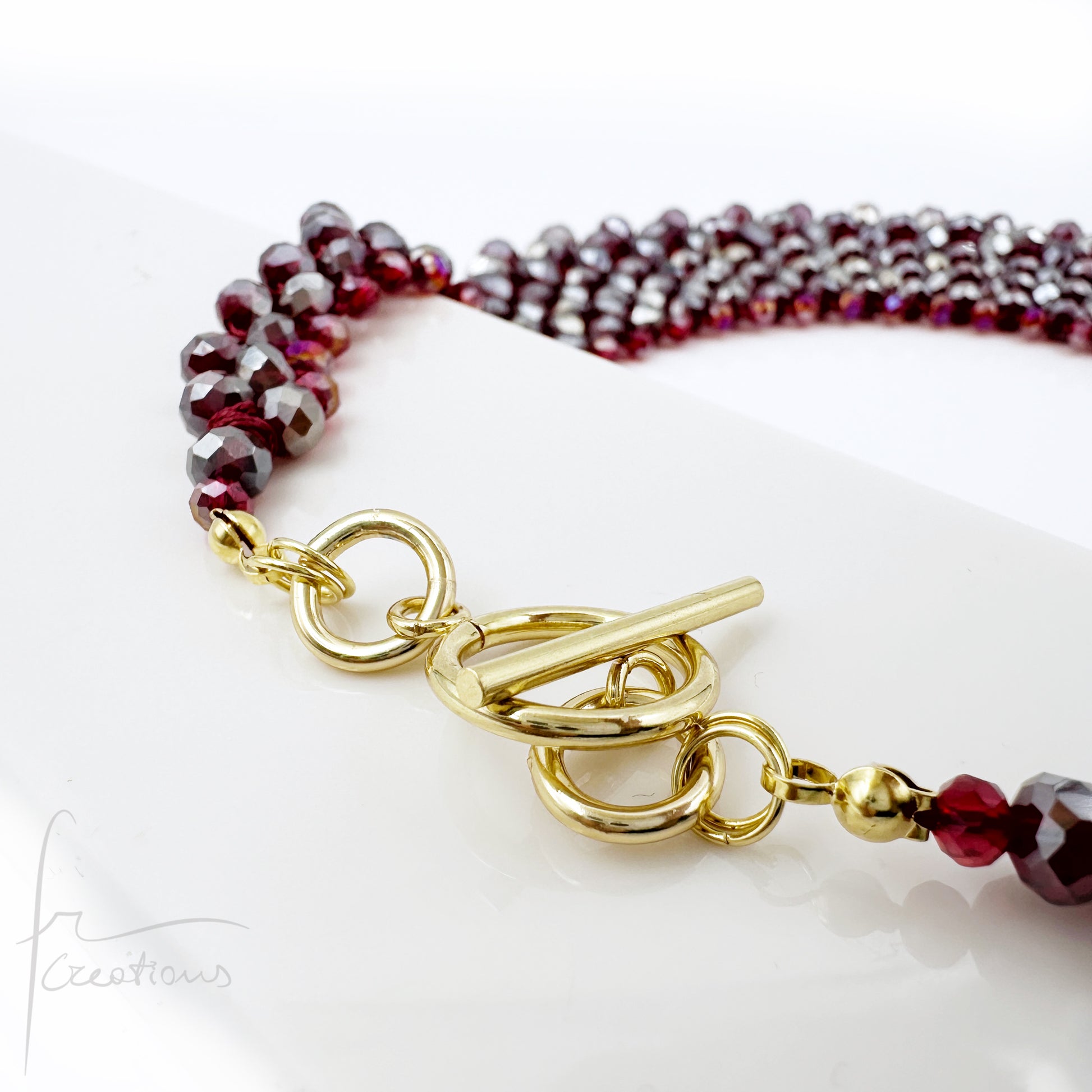 Collana Girocollo Alexandra tessitura con cristalli Alexandra Rosso Ruby Iridescente