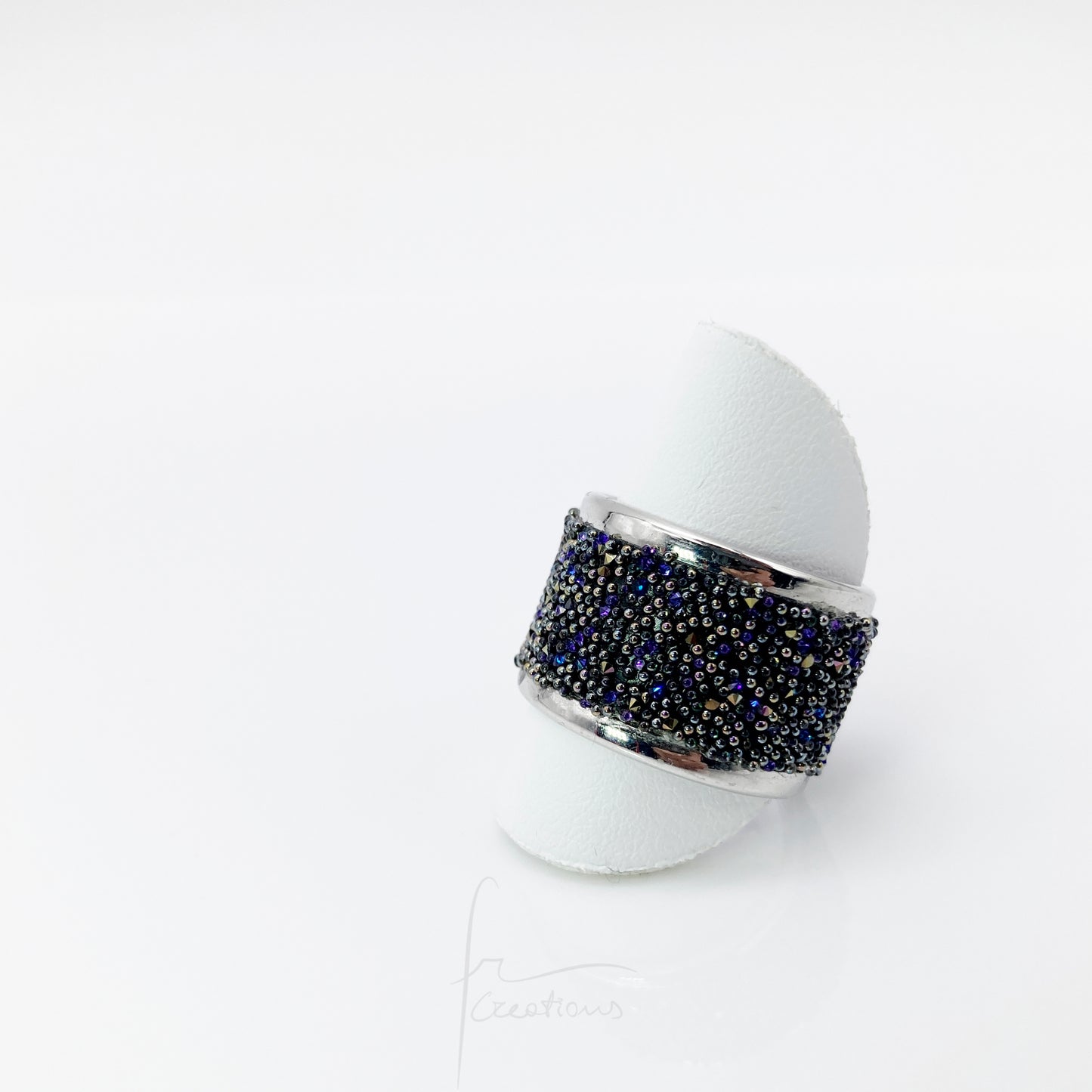 Anello a fascia regolabile placcato argento con cristalli Swarovski Night Sky